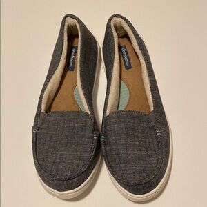 Dearfoams Women's Slate Blue Slip-On Slippers Size 8